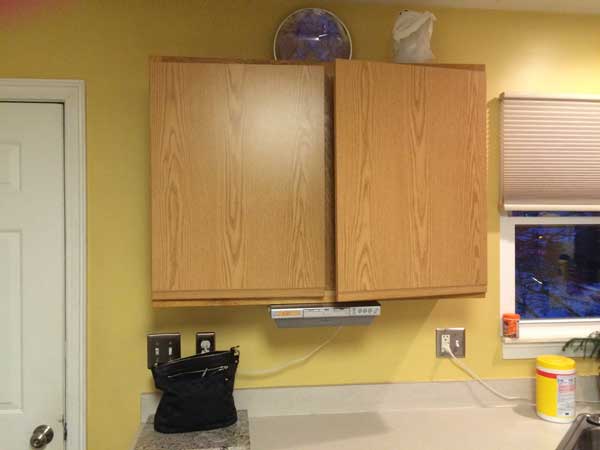 All State Remodeling project gallery - before-kitchen-cabinet-refacing-2